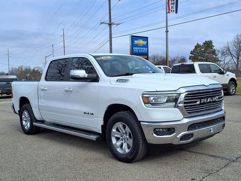 Used 2023 RAM 1500 Laramie image 3