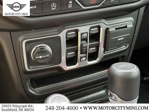 Used 2022 Jeep Gladiator Overland AWD/4WD image 35