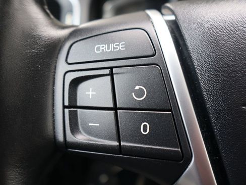 Used 2018 Volvo V60 T5 Cross Country w/ Convenience Package image 30