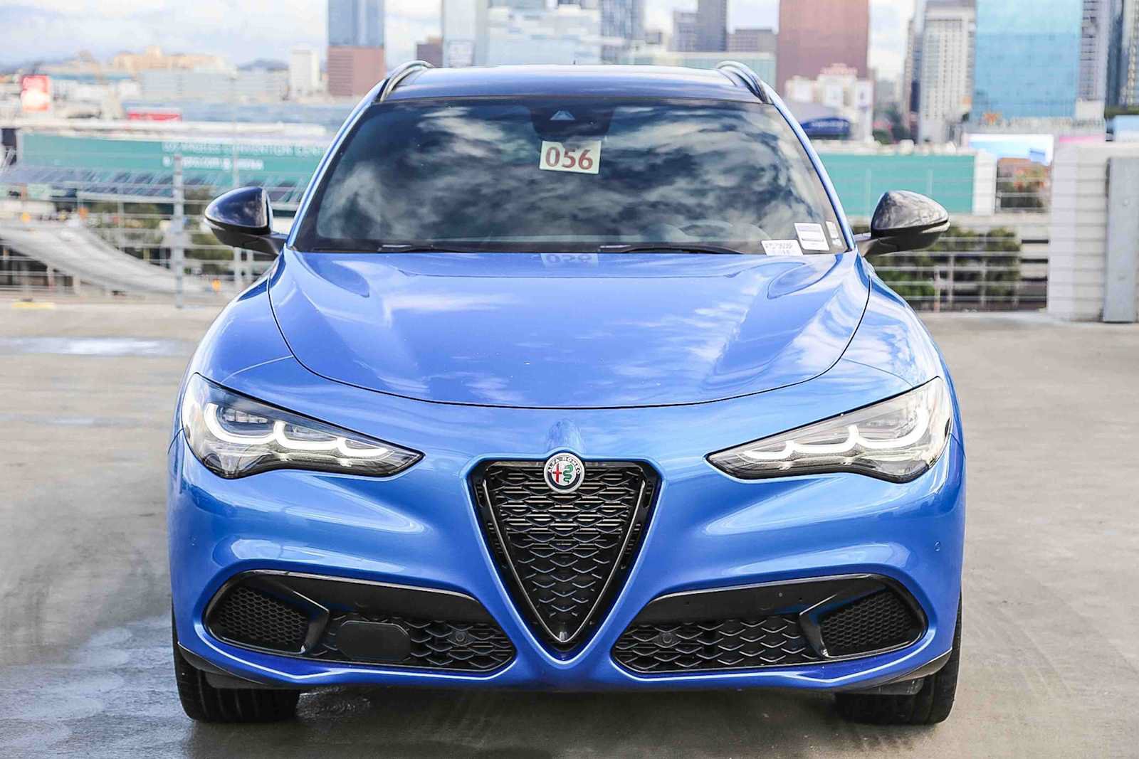 Used 2024 Alfa Romeo Stelvio Veloce AWD/4WD image 2