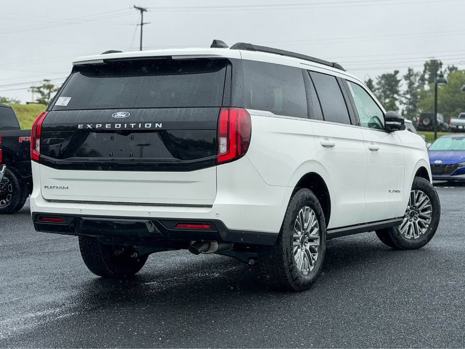 New 2027 Ford Expedition Platinum w/ Driver's Package AWD/4WD image 4