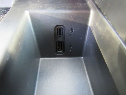 New 2026 GMC Acadia Elevation image 22