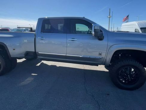 New 2026 Chevrolet Silverado 3500 High Country w/ High Country Premium Package AWD/4WD image 3
