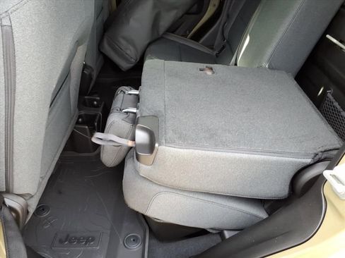 New 2026 Jeep Gladiator Sport image 33