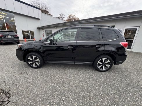 Used 2018 Subaru Forester 2.5i Limited image 6