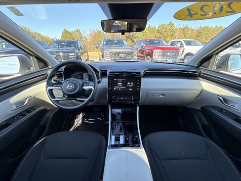 Used 2024 Hyundai Tucson SEL image 11