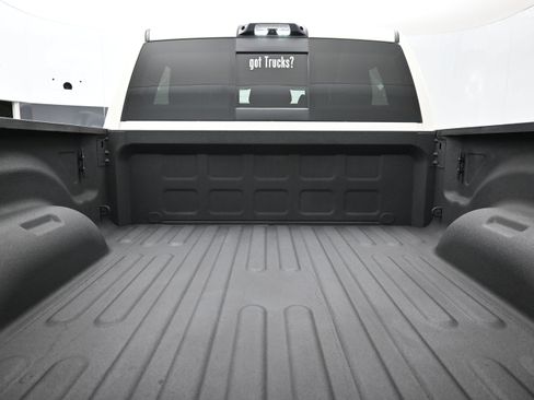 Used 2022 RAM 2500 Limited AWD/4WD image 7