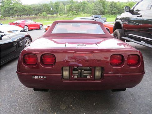 Used 1993 Chevrolet Corvette Convertible image 28