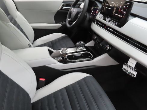 New 2026 Mitsubishi Outlander SE FWD image 22