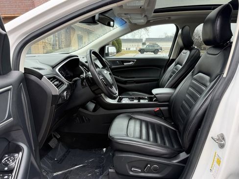 Used 2019 Ford Edge SEL w/ Equipment Group 201A image 10