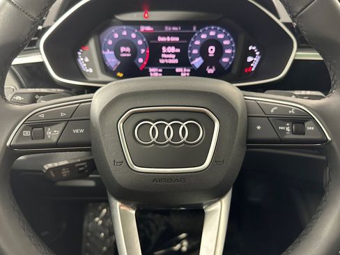 Used 2025 Audi Q3 2.0T Premium w/ Convenience Package image 21