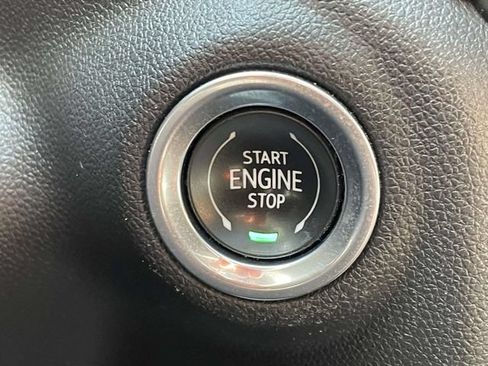 Used 2019 GMC Sierra 1500 SLT w/ SLT Premium Package AWD/4WD image 32