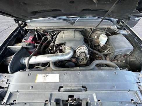 Used 2009 GMC Yukon Denali image 16