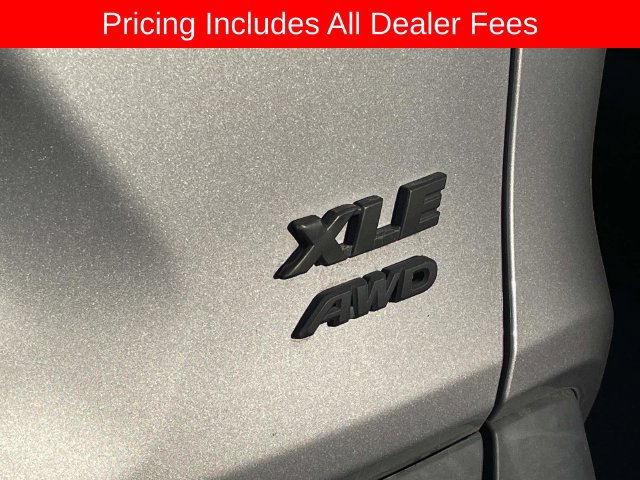 Used 2021 Toyota RAV4 XLE Premium AWD/4WD image 8