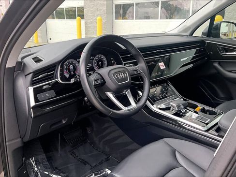 Used 2020 Audi Q7 3.0T Premium Plus w/ Premium Plus Package AWD/4WD image 16