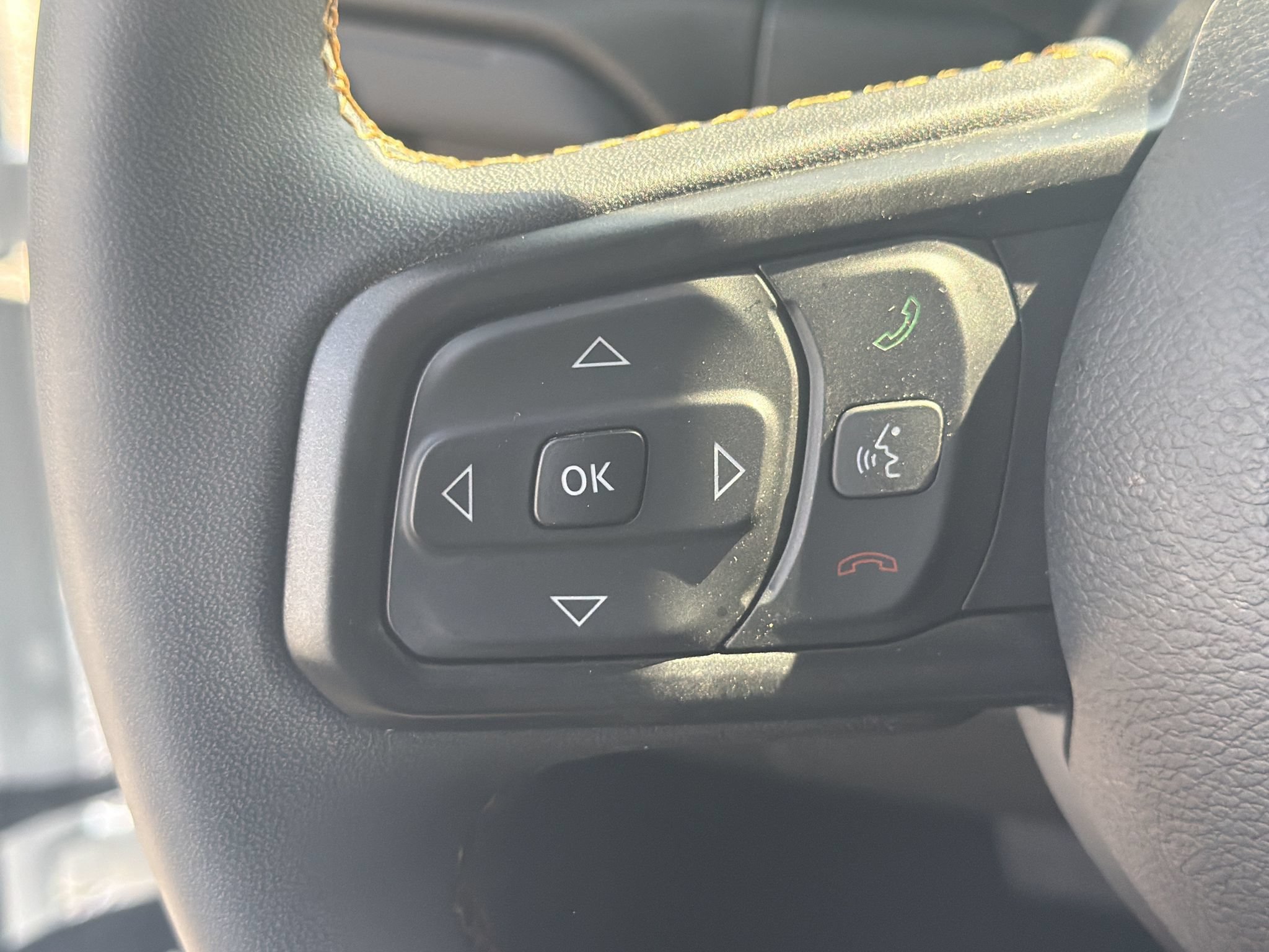 Used 2024 Jeep Wrangler Unlimited Sport AWD/4WD image 24