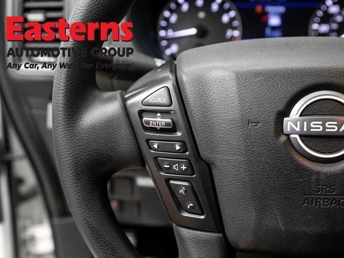 Used 2022 Nissan Frontier S RWD image 14