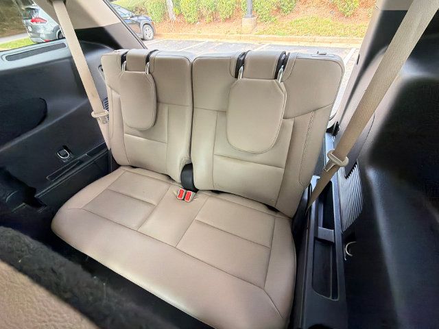 Used 2020 Ford Explorer XLT w/ Equipment Group 202A RWD image 23