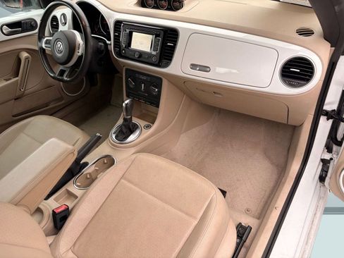 Used 2015 Volkswagen Beetle TDI image 27