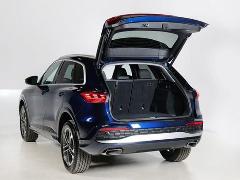 Certified 2025 Audi Q5 Premium w/ Convenience Package AWD/4WD image 6