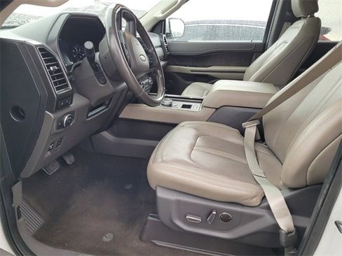 Used 2019 Ford Expedition Max Limited image 5