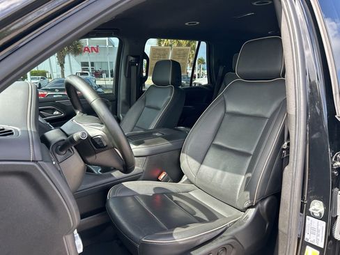 Used 2023 GMC Yukon SLT image 21