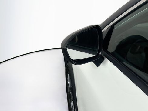 Used 2024 Nissan Rogue S FWD image 16