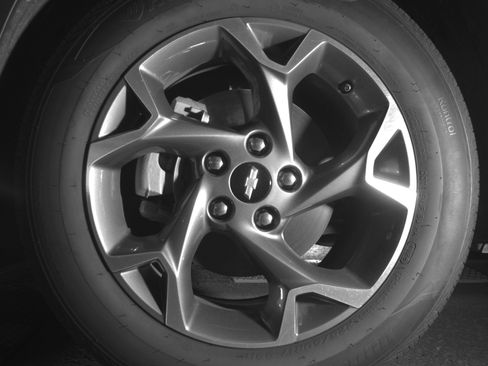 Used 2025 Chevrolet Trax LT w/ LT Convenience Package FWD image 12