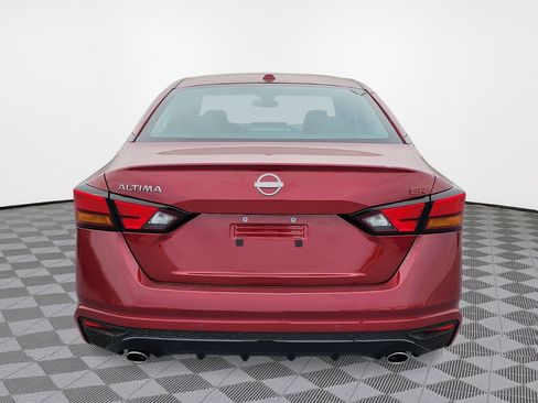Certified 2025 Nissan Altima 2.5 SR w/ SR Premium Package FWD image 4