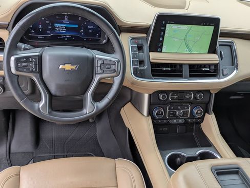 Used 2024 Chevrolet Tahoe Premier RWD image 13