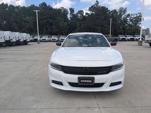 Used 2023 Dodge Charger SXT RWD image 2