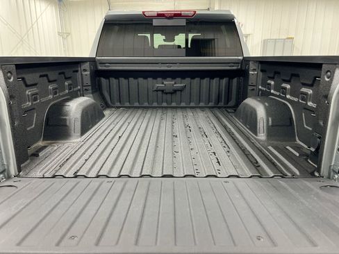 New 2026 Chevrolet Silverado 1500 High Country w/ Technology Package AWD/4WD image 25