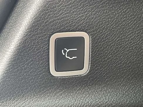 New 2026 Chrysler Pacifica Select image 39