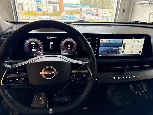 Used 2024 Nissan Ariya AWD image 22