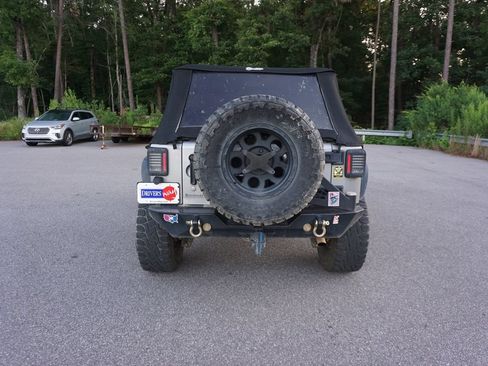 Used 2016 Jeep Wrangler Unlimited Sport AWD/4WD image 16
