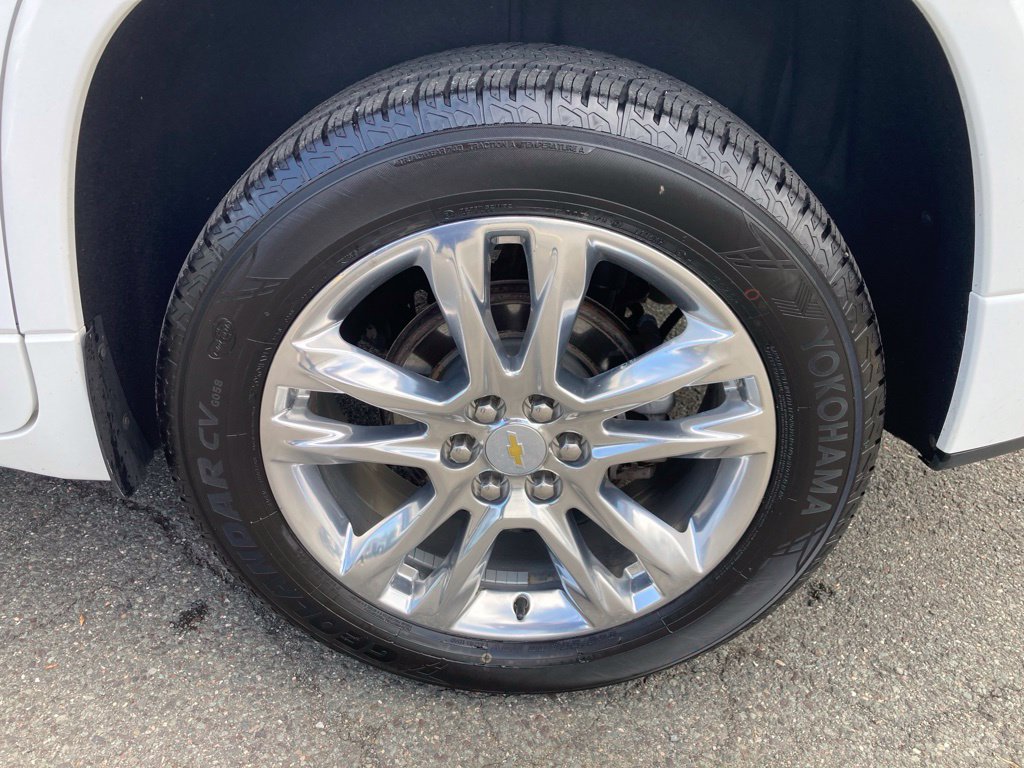 Used 2021 Chevrolet Traverse High Country AWD/4WD image 40