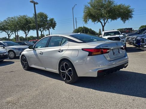 Certified 2024 Nissan Altima 2.5 SR FWD image 6
