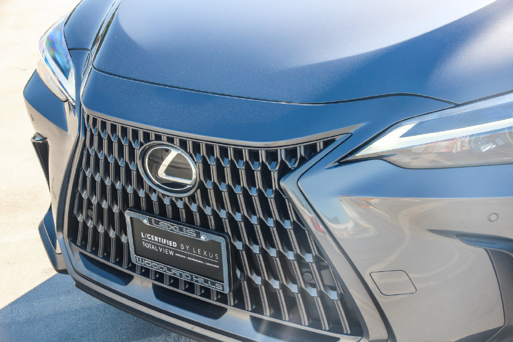Certified 2025 Lexus NX 250 FWD w/ Premium Package image 10