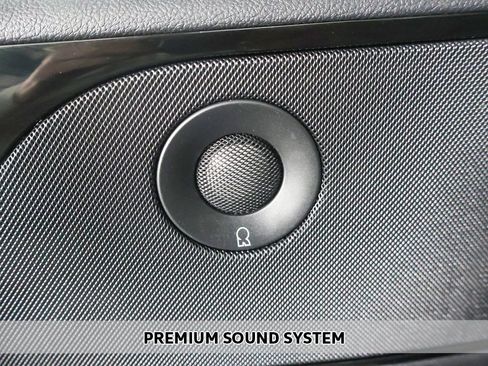 Used 2025 Lincoln Aviator Reserve w/ Illumination Package image 5
