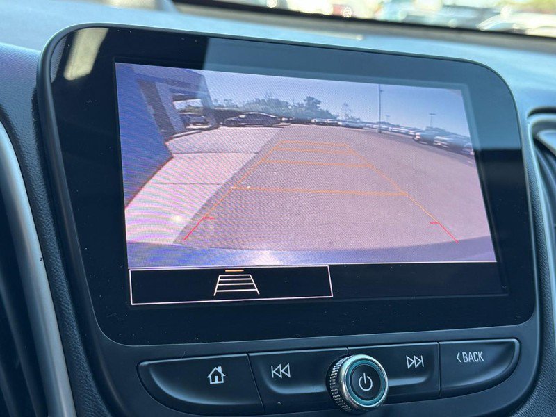 Used 2022 Chevrolet Malibu LT FWD image 20