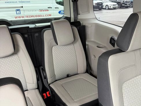 Used 2022 Ford Transit Connect XLT FWD image 16