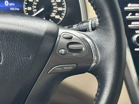 Used 2023 Nissan Murano SV image 28