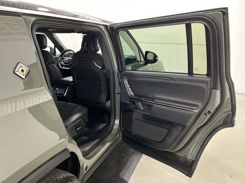 Used 2022 Rivian R1S Launch Edition Quad AWD/4WD image 19