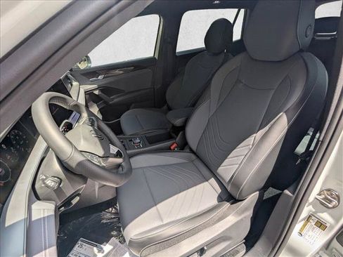 New 2026 Volkswagen Tiguan SE R-Line AWD/4WD image 10
