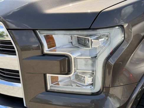 Used 2016 Ford F150 Lariat w/ Equipment Group 502A Luxury AWD/4WD image 16