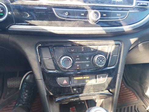Used 2019 Buick Encore Preferred w/ LPO, Active Package FWD image 20