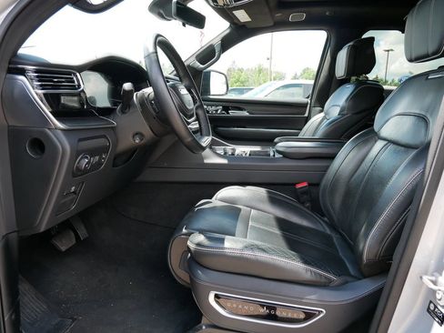 Used 2024 Jeep Grand Wagoneer L Series II w/ Quick Order Packagew 28T AWD/4WD image 9