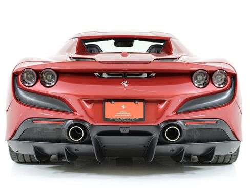 Certified 2023 Ferrari F8 Tributo RWD image 10