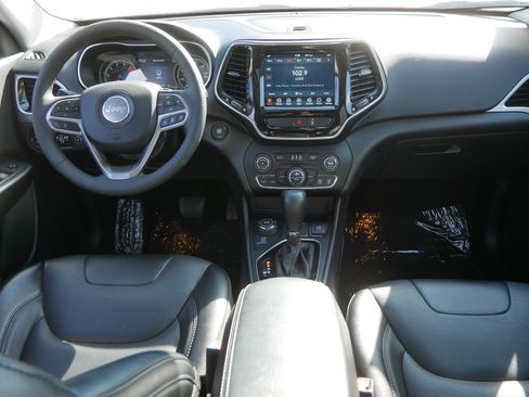Used 2022 Jeep Cherokee Limited AWD/4WD image 10