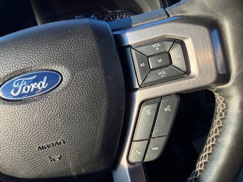 Used 2018 Ford Expedition Platinum RWD image 61